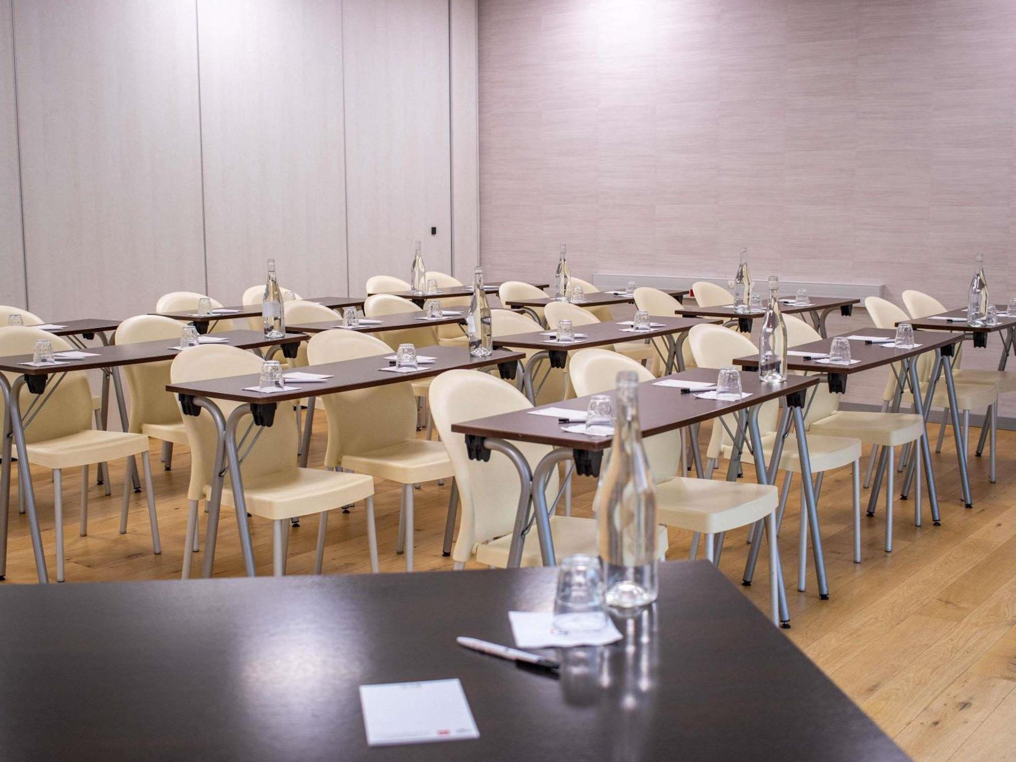 Hotel Ibis Rennes Beaulieu 3*